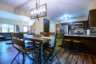 9015 S 84th St, Franklin, WI 53132 - photo 3