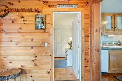 Entry into Primary Suite