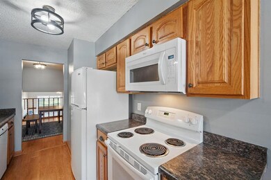 4552 50th St, Des Moines, IA 50310 - photo 7