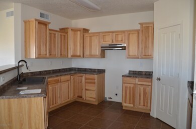 6700 Laurie St, Farmington, NM 87401 - photo 4