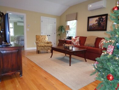 19 Simonds Ln, Weymouth, MA 02188 - photo 7