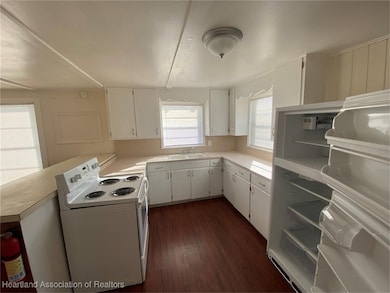 738 N Scenic Hwy, Frostproof, FL 33843 - photo 5