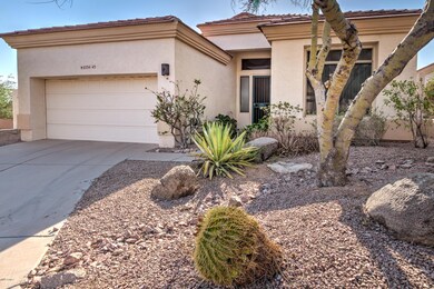 6334 E Viewmont Dr-9