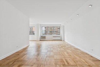 300 E 71st St unit 9G, New York, NY 10021 - photo 6