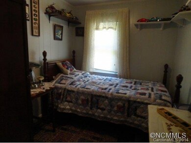 137 Wind Swept Dr, Burnsville, NC 28714 - photo 5