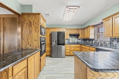 443 Wolf Run Ct, Lavon, TX 75166 - photo 4