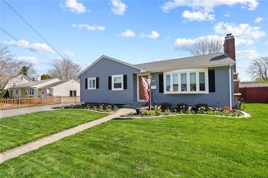 279 Chases Ln, Middletown, RI 02842 - photo 2