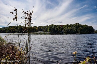 1473 Arrowhead Dr, Pocono Lake, PA 18347 - photo 5