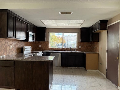 3885 Samos Way, Sacramento, CA 95823 - photo 3