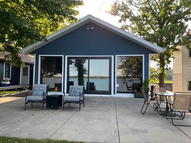 2841 Crescent Dr, Mc Farland, WI 53558 - photo 2