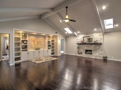 2633 Georgetown Dr, Bartlesville, OK 74006 - photo 7