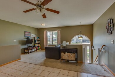 53856 Marshall Dr E, South Bend, IN 46628 - photo 4