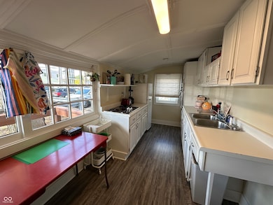 6412 Carrollton Ave, Indianapolis, IN 46220 - photo 4