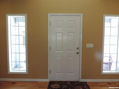 910 7th St, Lyons, OR 97358 - photo 3