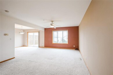 3940 37th Ave SW unit C, Cedar Rapids, IA 52404 - photo 5