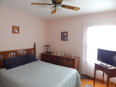 1722 E Algonquin Rd, Des Plaines, IL 60016 - photo 7