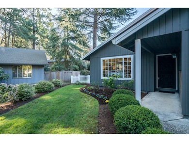 15865 Boones Way, Lake Oswego, OR 97035 - photo 2