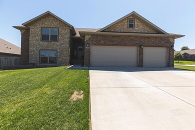 1202 N 10th Ave Ozark-2