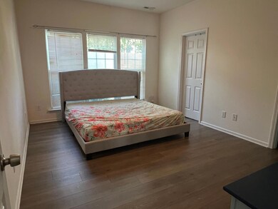 Photo #3