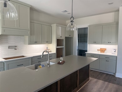 2409 Coronado Estates Dr Dr, Bryan, TX 77808 - photo 2