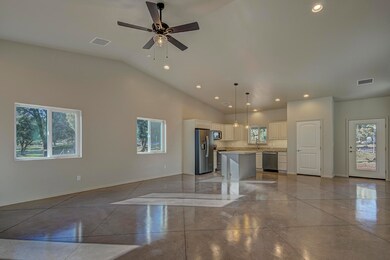 Greatroom - concrete floor