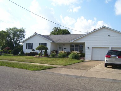 1261 E 6th St, Berwick, PA 18603 - photo 3