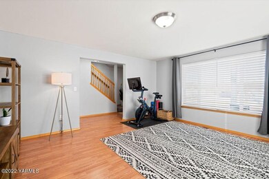 2nd Living Space or Office