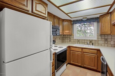 1003+Uri+Ln+Midway-5-original