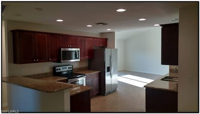 849 Rue Labeau Cir, Fort Myers, FL 33913 - photo 3