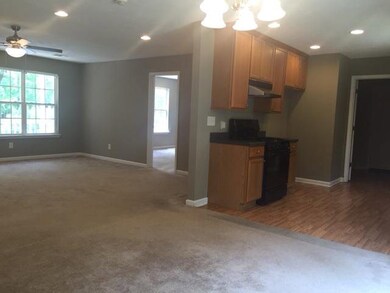 325 Creekside Dr unit 130, Gray, GA 31032 - photo 5