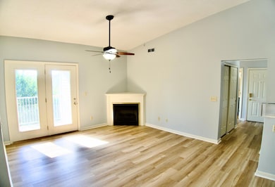 561 Napa Valley Ln unit 11, Crestview Hills, KY 41017 - photo 2