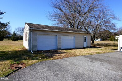 12 Mark Dr, Pottstown, PA 19465 - photo 5