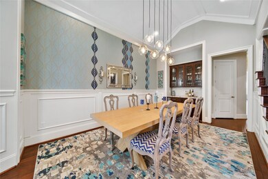 1247 Chamboard Ln, Houston, TX 77018 - photo 5