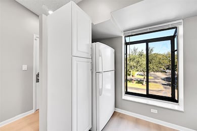 719 Gardens Dr unit 201, Pompano Beach, FL 33069 - photo 5