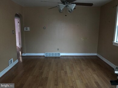 640 S 3rd St, Millville, NJ 08332 - photo 4