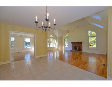 1 Blackthorn Rd, Shrewsbury, MA 01545 - photo 7