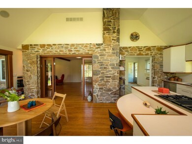 2123 Meadow Ln, Wilmington, DE 19810 - photo 5