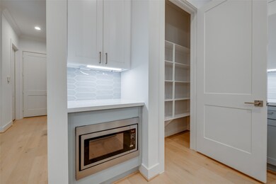 2514 Driscoll St, Houston, TX 77019 - photo 2