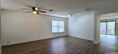 253 Samantha Dr, Schertz, TX 78154 - photo 4