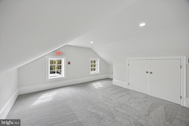 21 S Clinton St unit 2, Doylestown, PA 18901 - photo 3