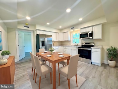 203 N 1st St, Crisfield, MD 21817 - photo 4