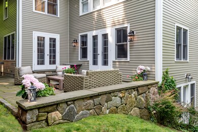 7 Holman Ln, Old Greenwich, CT 06870 - photo 2