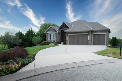 9824 Redbird St, Lenexa, KS 66227 - photo 4