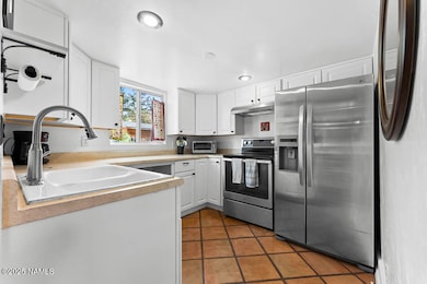 103 San Carlos