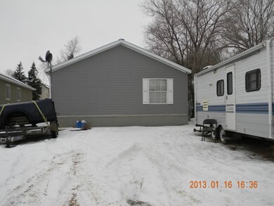 Back entrance from alley<|><|>