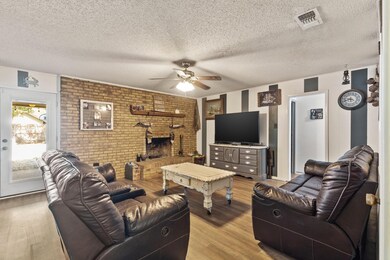 1018 Princeton Place, Cleburne, TX 76033 - photo 2