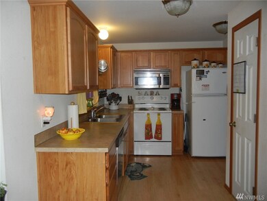 17739 E Clear Lake Blvd SE, Yelm, WA 98597 - photo 6