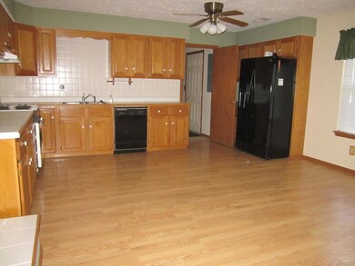 27 Edgemont Dr, Kimberling City, MO 65686 - photo 3