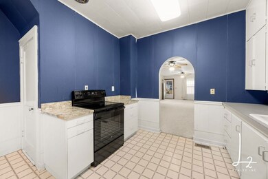 242 S Paw St, Howard, KS 67349 - photo 3