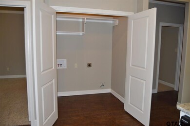 1815 Knob Hill Dr, Tyler, TX 75701 - photo 7